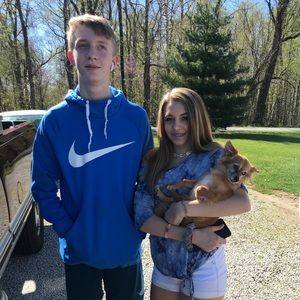 Meet your Posher, Ariel dawn